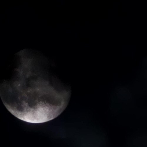 Eclipsă de Lună vizibilă și în România pe 25 martie: Va începe la ora 02:53, punctul maxim la ora 05:12. Ocazie rară de a observa un fenomen astronomic deosebit!