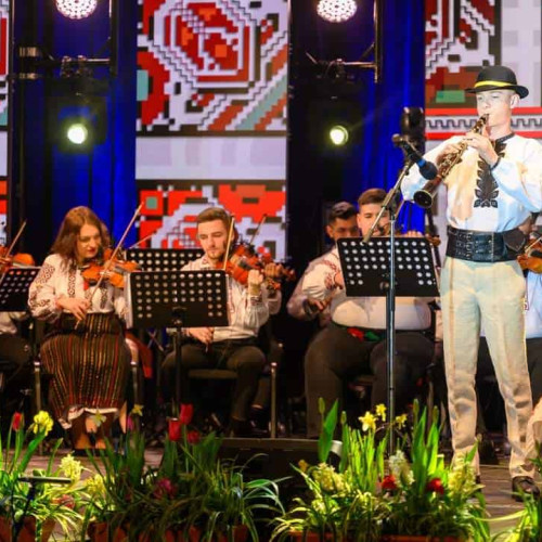 Taragotistul Andrei Haneș din Alba a câștigat Festivalul Național ”Florile Ceahlăului”. Doina interpretată cu talent i-a impresionat pe jurați. Muzicianul a adus încă un premiu important în cariera sa.