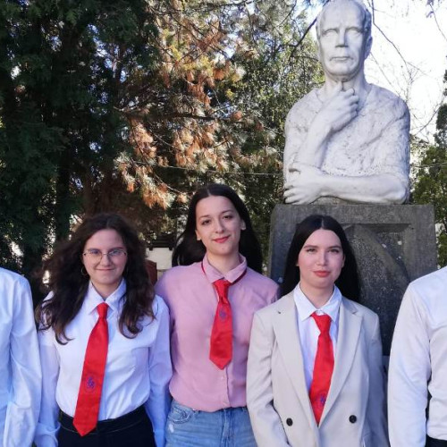 Cinci Elevi din Colegiul "Lucian Blaga" din Sebeș Sunt Calificați la Olimpiada Națională de Istorie