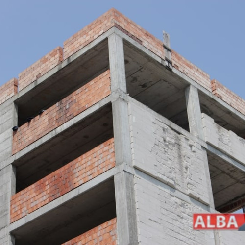 Mai puține autorizații de construire pentru blocuri și case, față de anul trecut. În ce regiuni din țară s-a construit mai mult