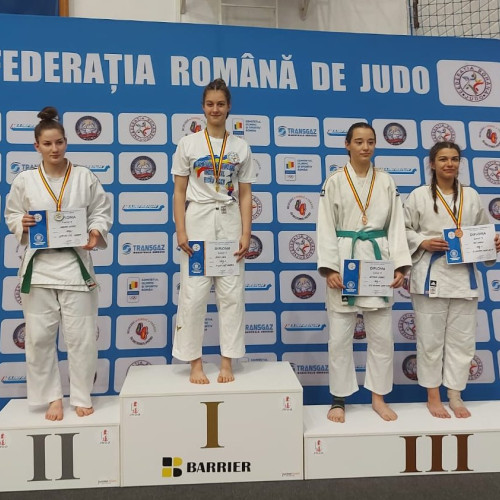 Maria Rus, de la CS Unirea Alba Iulia, câștigă medalia de bronz la Naționalele de Judo U16, desfășurate la Bacău! Secția de judo a clubului albaiulian obține noi performanțe!