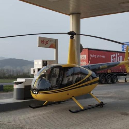 Autoritatea Aeronautică Civilă s-a sesizat după ce un elicopter a aterizat la Vințu de Jos și Curtea de Argeș să alimenteze