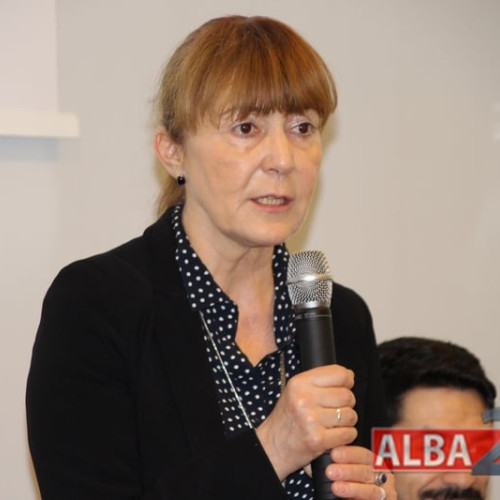 Monica Macovei a fost condamnată la închisoare cu suspendare pentru accidentul de la Mangalia"
"Monica Macovei, condamnată cu suspendare pentru accidentul de la Mangalia