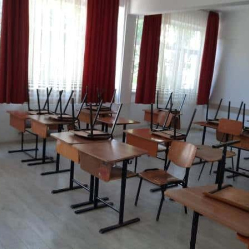 Elevii intră în vacanța de primăvară 2024, urmând o săptămână și jumătate de odihnă. Calendarul anului școlar și examenele de la 1 Mai și Paște.