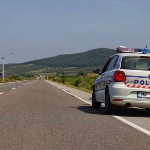 Cercetat penal un bărbat din Alba Iulia pentru conducerea unei autoutilitare cu permisul suspendat. Oprit de polițiști pe DN 1.