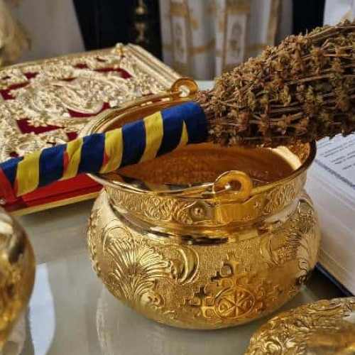 Izvorul Tămăduirii, sărbătoare închinată Maicii Domnului. În biserici se sfințește apa. Ce nu ar fi bine să faci în 10 mai
