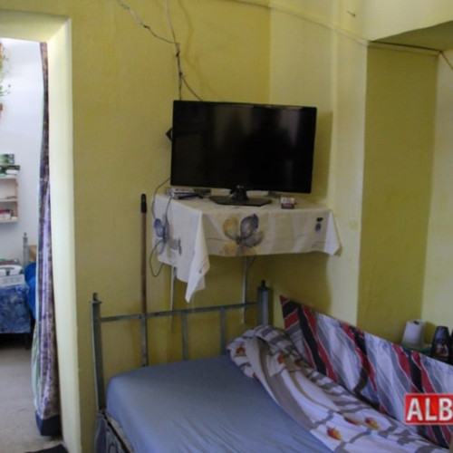 Un om al străzii a fost condamnat la închisoare în Alba Iulia pentru fapta de ultraj contra bunelor moravuri.