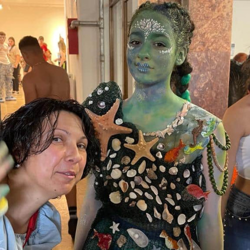 Joi: Spectacolul de Modă Verde și Concert Lino Golden la Alba Iulia - Evenimentul cel mai colorat și neașteptat pentru elevii din Alba, în Cetatea Alba Carolina