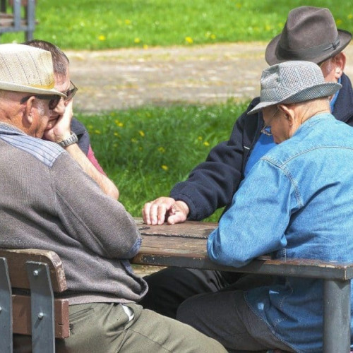Pensia Socială în România: Ghid Complet despre cum se obține Indemnizația socială pentru pensionari în 2024