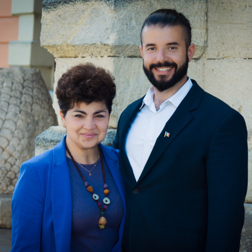 (P.E.) Comunicat: Profesoara Daniela Cetean susține candidatura tânărului Paul Victor Florea pentru Consiliul Local